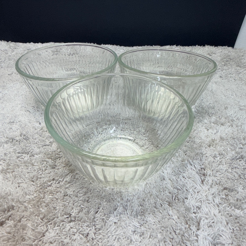 Pyrex 7401-S Clear Ribbed Glass 3 Cup Mixing Bowls Set of 3 USA 750mL Prep Bowls